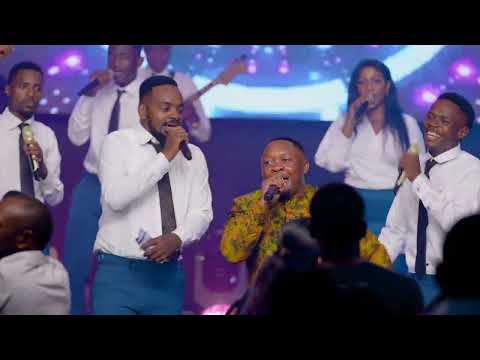 Outreach Worship Team - Tunaleta Sifa (Live Music Video )