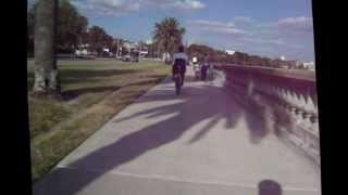 preview picture of video 'Bayshore Boulevard on Bicycle'