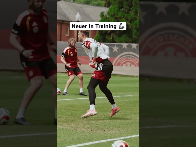 How a 🐐 trains -