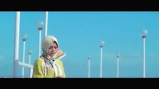 Download lagu Sri Fayola -Bacinto Indak Basayang (  Music video) mp3