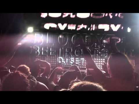 Bloody Beetroots - Chukie - Who Is Ready To Jump  (Live at Ultra Music Festival 2012)
