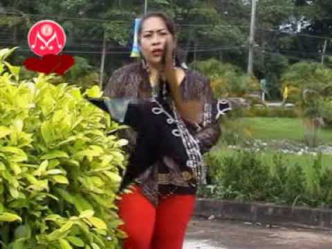 Faridah - Tambe Kereto [Official Music Video]