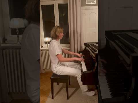 Practising my left hand with Czerny op.740 no.12