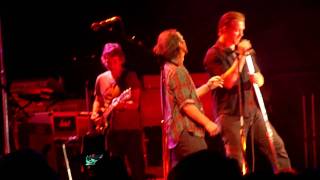 Pearl Jam w/Josh Homme - In The Moonlight (PJ20)