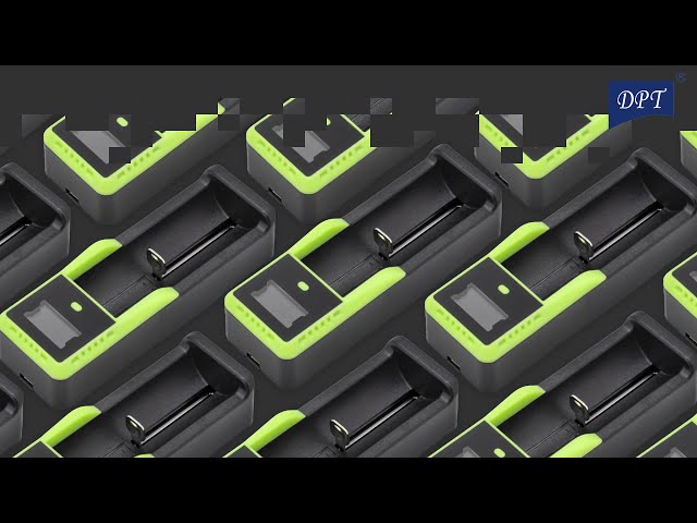 شاحن بطارية ليثيوم ايون قدرة 1 امبير- شحن آمن وفعال لأنواع بطاريات متعددة، عرض حالة البطارية بدقة، تصميم خفيف وسهل الحمل،ضمان سنتان