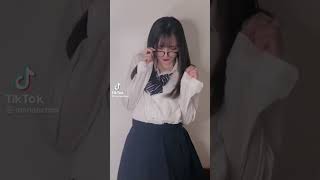 【tiktok】部屋でJKを無理矢理...