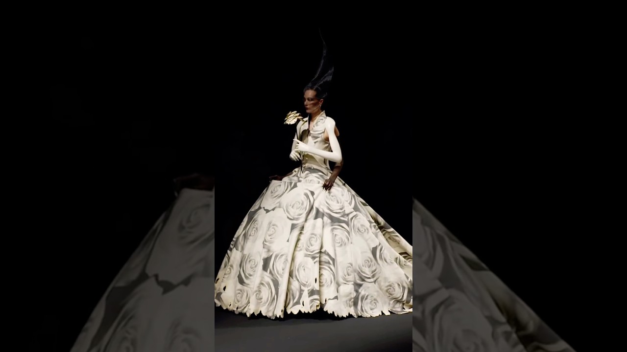 #RobertWun #hautecouture #fw25 #couture #fashion #fashionfeed