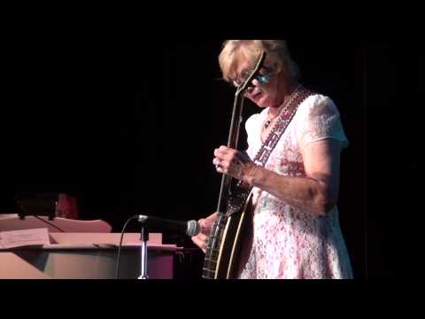 Veronica 'Roni' Stoneman - Foggy Mountain Breakdown