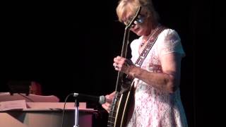 Veronica 'Roni' Stoneman - Foggy Mountain Breakdown