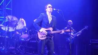 Joe Bonamassa~Country Style~&quot;Bird on a Wire&quot;, Fox Theater~Bakersfield CA 2011 HD