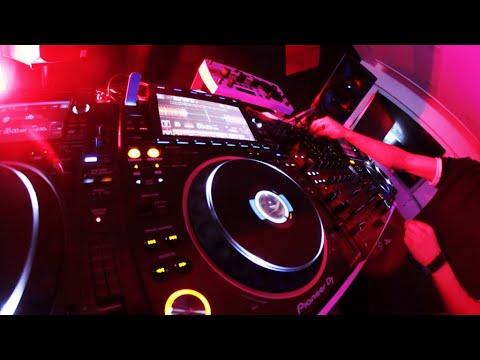 BREAKBEAT TERBAIK - HOUSE MUSIK - REMIX -  MULIA77