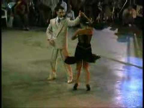 Geraldine y Javier - La Yumba (2002)