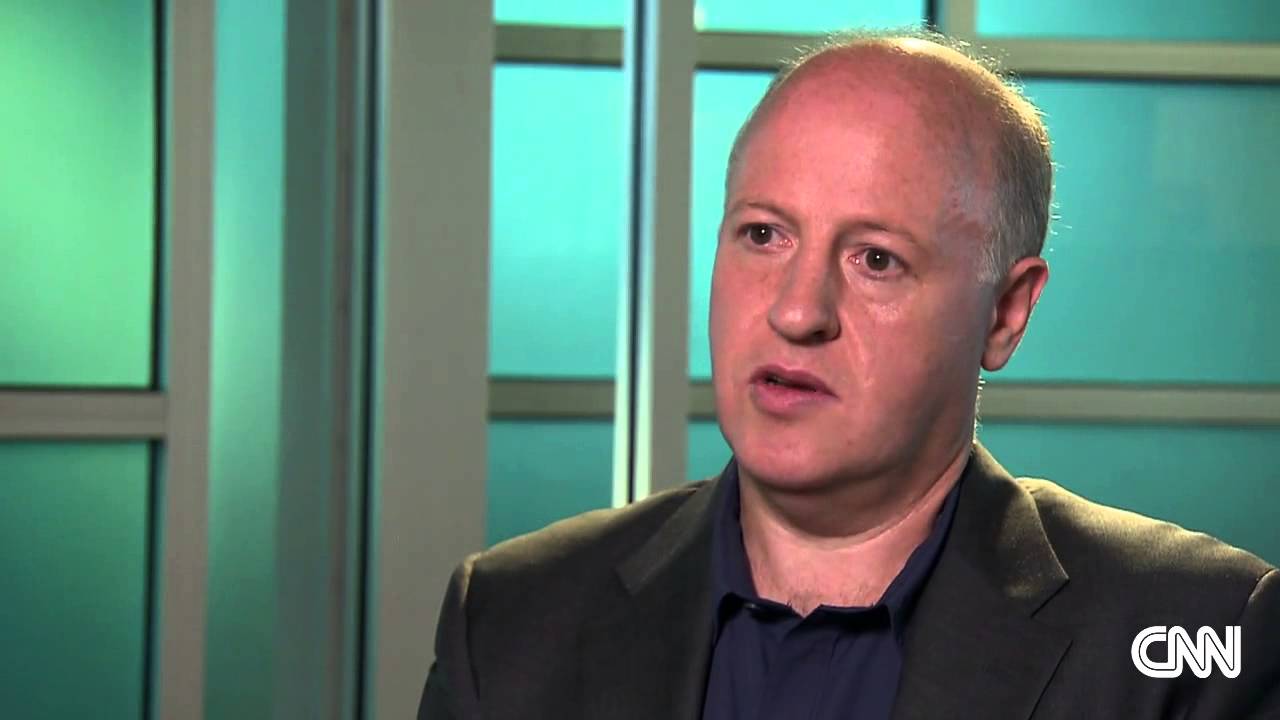 Experts fight Ebola at its source