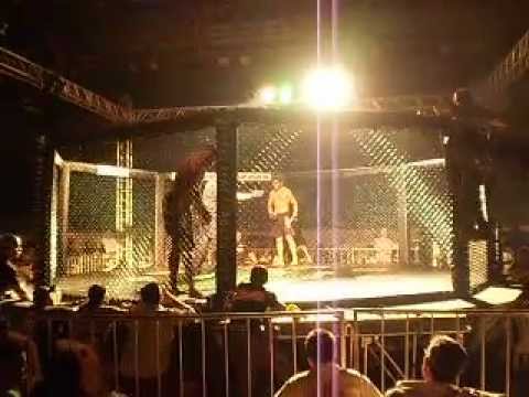 Márcio Tubarão - Campeão MMA - Passos - Extreme Fight