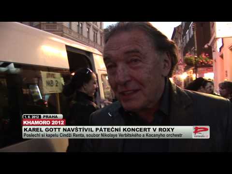 Karel Gott na pátečním koncertu festivalu Khamoro exkluzivně pro ROMEA TV