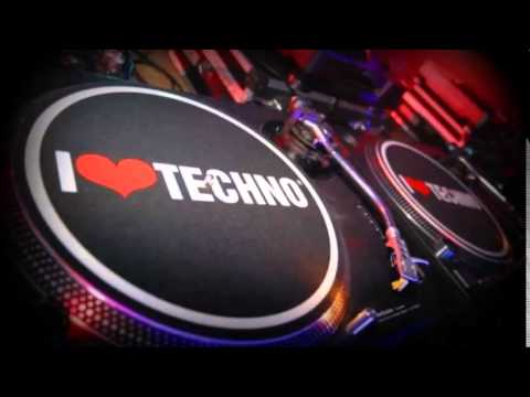 Christian Wünsch vs Oscar Mulero @ Tresor Club (Berlin) 2005