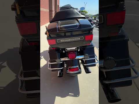 2009 Harley-Davidson® Electra Glide® Ultra Classic® Vivid Black