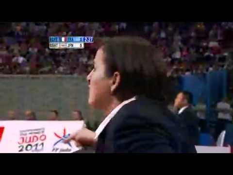WORLD JUDO CHAMPIONSHIPS FRANCIA 2011 FINAL -78KG Tcheumeo Audrey (FRA) - Ogata Akari (JPN).rm