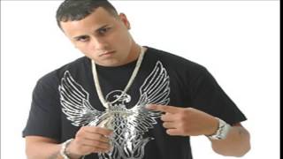 Daddy yankee tiradera pa porta.. nicky jam vs. daddy yankee arcangel vs cosculluela y polaco