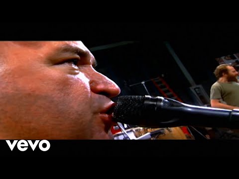 Os Paralamas Do Sucesso, Andreas Kisser - Fora De Lugar (Ao Vivo)