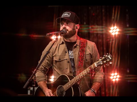 Wade Bowen "When Love Comes Around" LIVE on The Texas Music Scene