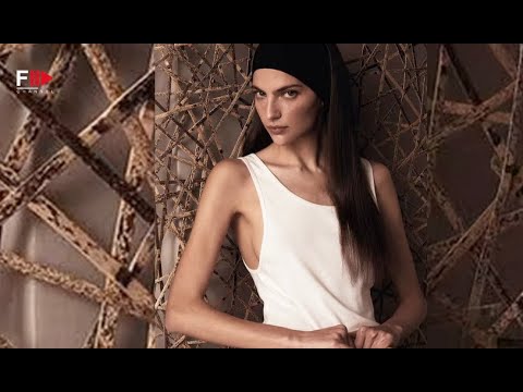 AFRICA GARCIA Top 10 Walks of Fall 2022 - Fashion Channel