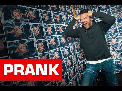 Katja Krasavice ROOM PRANK |  FaxxenTV