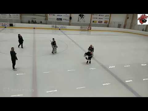 Wolf Loppiaiasturnauksen pronssiottelu, 5.1.2020. Jää-Ahmat White vs, Kalpa Silver.