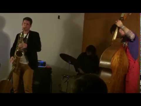 Massimo Magee, Tim Green and Max Fowler-Roy live at Jazz Upstairs 06/07/14 (part 1/2)