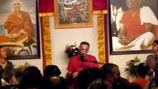 22feb2014 Krishna Das at Sivananda Bahamas Yoga Retreat "Radhe Radhe Govinda"