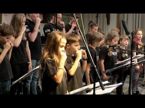 Weltoffenheit ist Trumpf - Mundharmonika live 2017 Klingenthal Teil 2