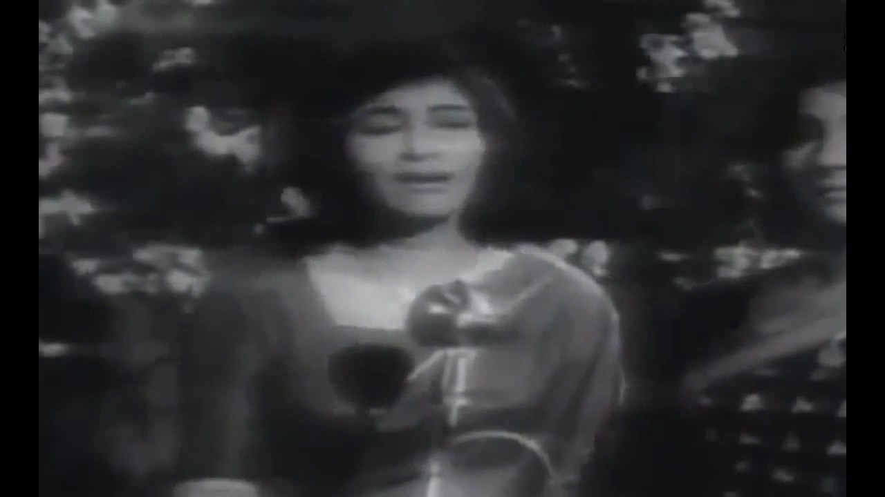 Taqdeer Ne Kya Angdai Li, Jine Ki Fiza Namkeen Hui Lyrics | Sunehre Kadam | Manna Dey, Usha Timothy, Mohammed Rafi, Suman Kalyanpur | Bulo C Rani