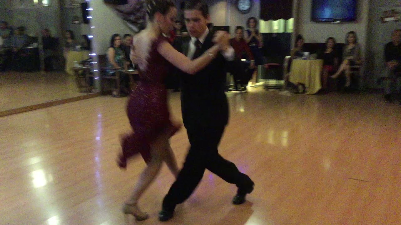 Video thumbnail for Fernanda Grosso & Alejandro Ferreyra - El Puntazo (Malasia)