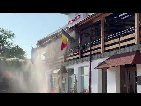 Pensiunea Relax Valcea hotel , terasa , foișoare , camere .