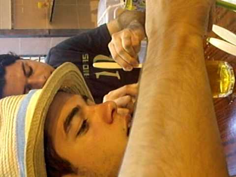 Daniboy na favelinha de Hong Kong!