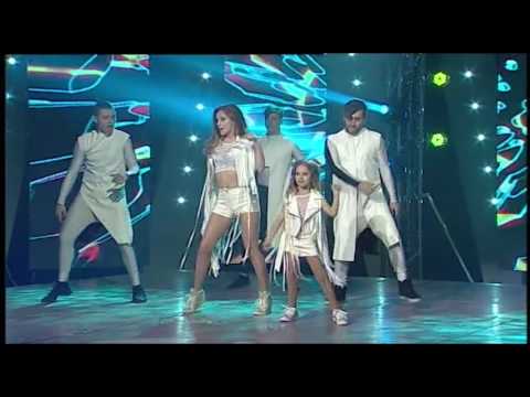 Bianca Harabadjiu & Julia Sandu - So free #Stele in oglinda