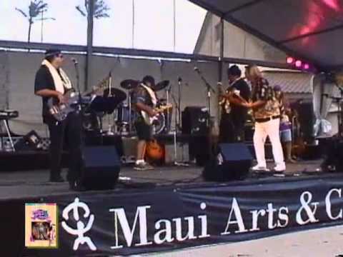 WIPE OUT - WILLIE NELSON AND MERRELL FANKHAUSER FROM TIKI LOUNGE