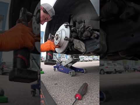 2021 VW Tiguan Rear Pads & Rotors Replacement