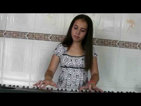 My heart will go on - Piano Cover by Valentina Rodriguez
