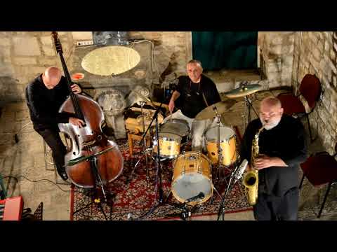 Klasična hrvatska četvorka: „Live At The Village Vanguard“ 03 Chasin' the Trane