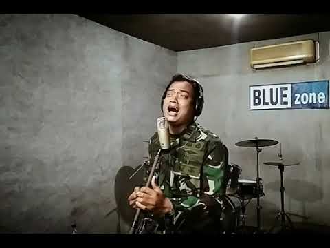 Iwan Tompo Ammakku Bapakku  (Cover By Ewing)