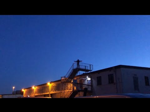 089FM Hoodvideo Giesing McGraw