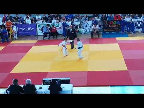 Lenka Stojanov - Lukavac Jana ( Institut za džudo Beograd ) 10 : 0