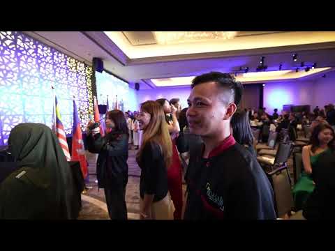 đầu bếp ăn là ghiền được nhận giải