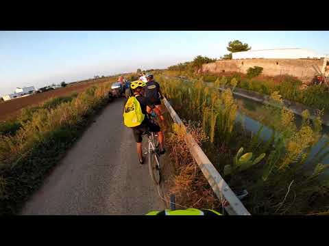 CASTELLANETA MARINA, TARANTO, PUGLIA, ITALIA, MOUNTAINBIKE