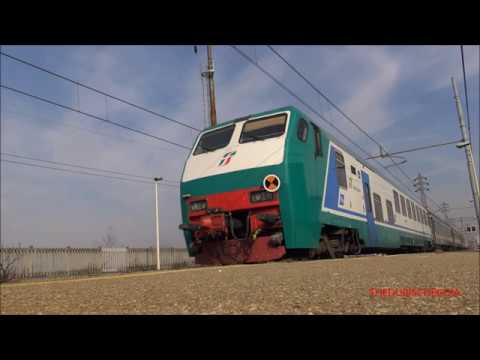 REGIONALE IN ARRIVO NELLA STAZIONE DI PONTECURONE. (AL) SAB. 8 - 2 - 2020.