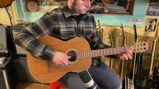 Video thumbnail for 1994 La Patrie (Godin, Canada) Etude classical guitar by Jake Wildwood & Co