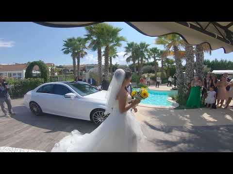 Arrivo degli Sposi al Ristorante con Accoglienza Musicale Esterna - Francesco Barattucci Showman -