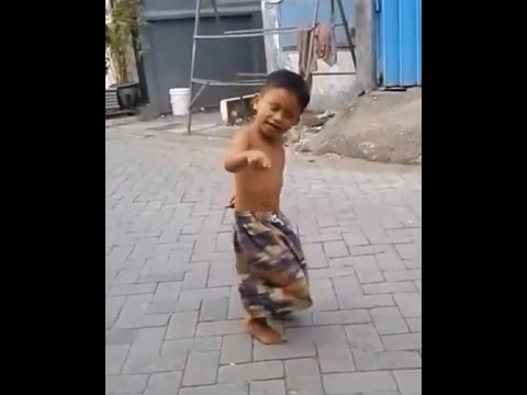 Download Video Lucu Anak Joget