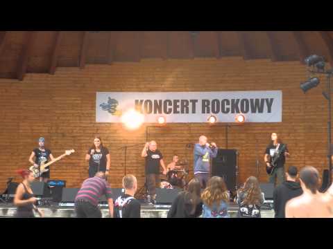 Godzina Policyjna feat Leon Leonidas - totalna kontrola live Godow